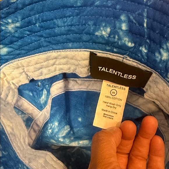 TALENTLESS Blue and White Tie-Dye Bucket Hat Unisex - Picture 12 of 13